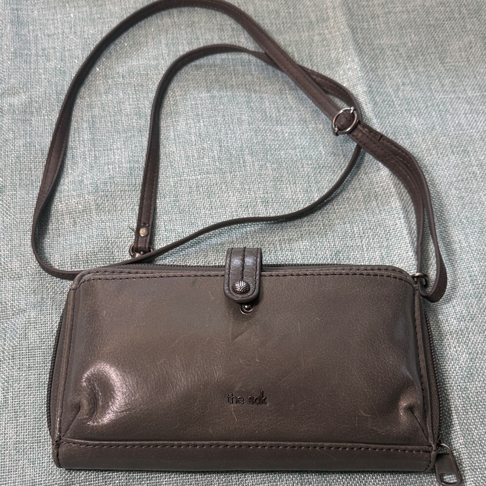 The Sak Black Leather Crossbody Wallet Bag